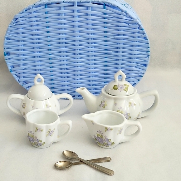 Delton Tea Set - Picture 2 of 4